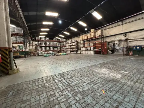 Depósito de 5577 m2 en Caseros - FINANCIACION
