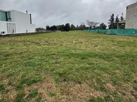 Terreno en Venta en Medal Country club, USD 42.000