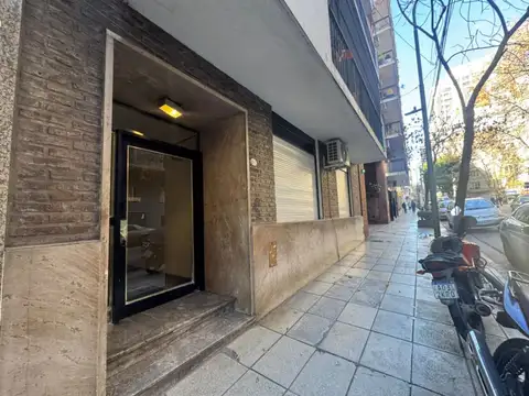APTO CREDITO Depto 2 ambientes bajas expensas con patio en venta en Belgrano
