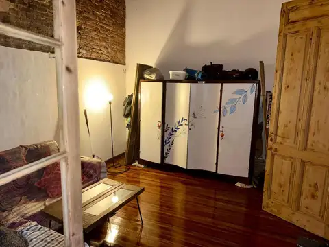 CASA DE DOS DORMITORIOS A LA VENTA (PASILLO)