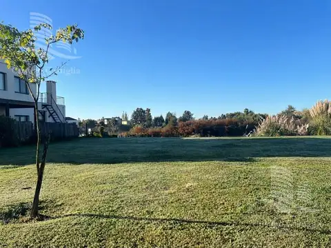 Terreno en Venta 35  mts Fondo