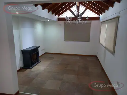 Gabriela Mistral al 4600