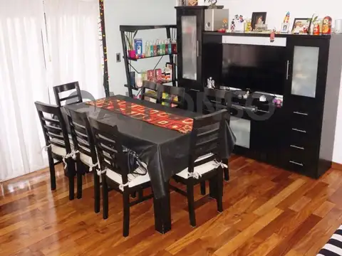 LUMINOSO 3 AMBIENTES CON BALCÓN - APTO CRÉDITO