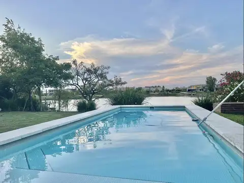 Casa  en Venta en El Cantón Puerto, El Cantón, Escobar