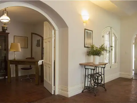 CASA EN VENTA 2 PLANTAS  B° VILLA FLAUBERT