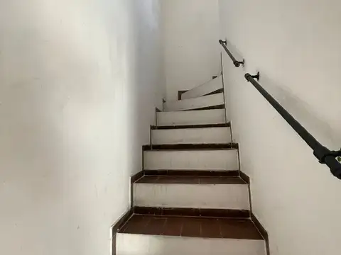 Depto Tipo Casa 2 ambientes con 1 baño