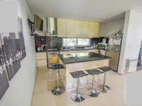 Casa en Venta en Los Troncos, USD 540.000