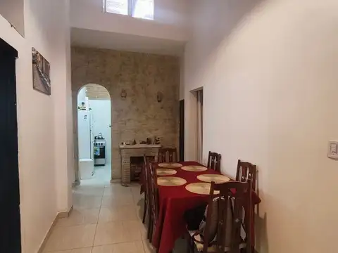 Depto Tipo Casa en Venta de 5 ambientes