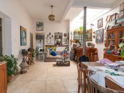 Casa en Venta con 1 cochera