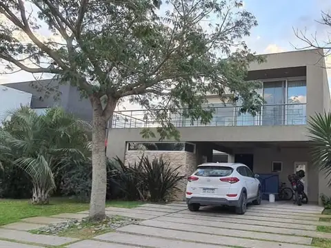 Casa en Venta en Los Lagos 4 dormitorios, Nordelta 100