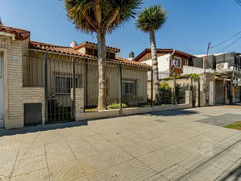 Boulevard Ballester al 5700 entre Ituzaingo y Profesor Simon