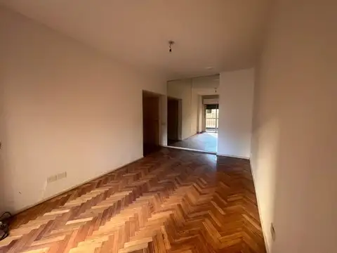 Departamento 2 ambientes, venta, Retiro, balcón