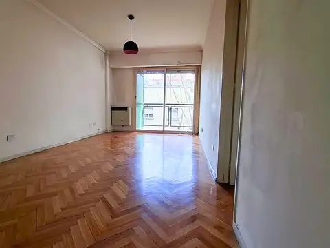 Venta 3 Ambientes con depende en Palermo