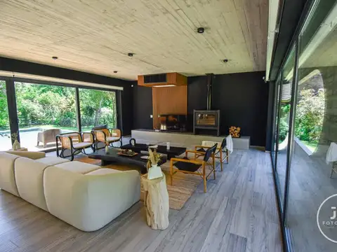 VENTA DE CASA EN CARILO