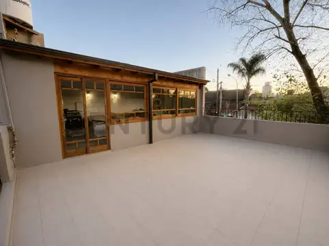 Depto Tipo Casa en Venta en Castelar Norte, USD 165.000
