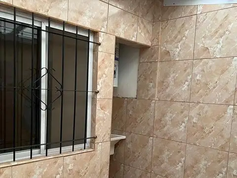 ¡OPORTUNIDAD INMOBILIARIA: IDEAL INVERSORES EN BERAZATEGUI