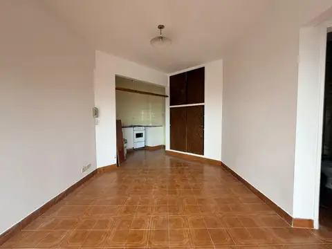 Carbone 4000, Piso 3