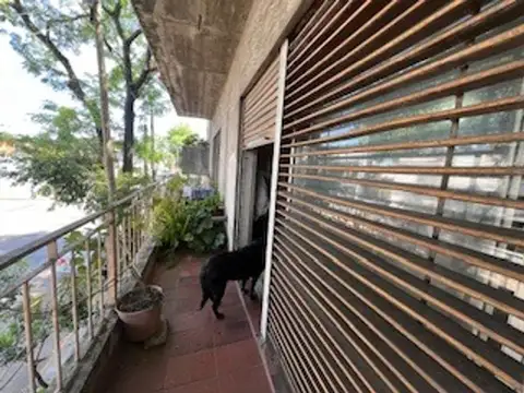 Depto Tipo Casa en Venta con 2 cocheras