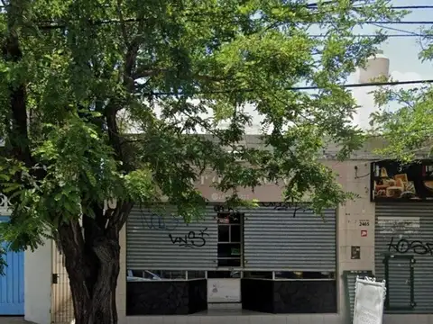 LOCAL EN ALQUILER :: ITUZAINGO :: SOBRE JOSÉ MARÍA PAZ
