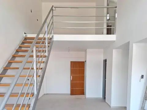 HERMOSO Y AMPLIO DEPTO. 2 AMBIENTES EN DUPLEX A ESTRENAR - OLIVOS