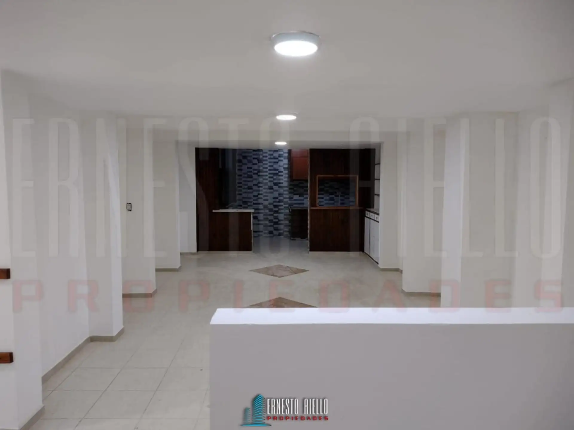 Depto 3 amb, 100m² en pleno centro — Moreno 2400