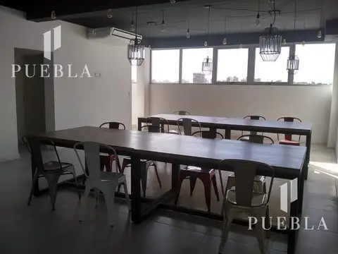 Av Caseros al 3300