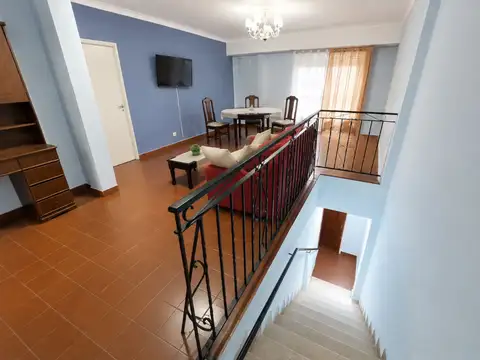 ALQUILER PH 3 AMB LAS AVENIDAS CON BALCON.
