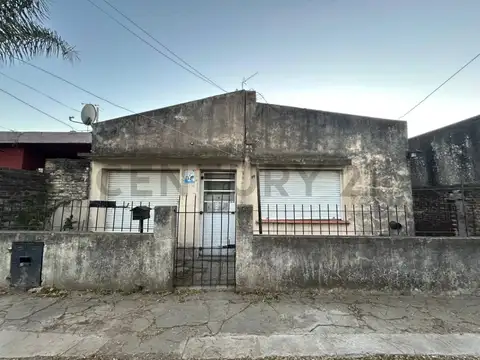 VENTA CASA 3 AMBIENTES, MUÑIZ