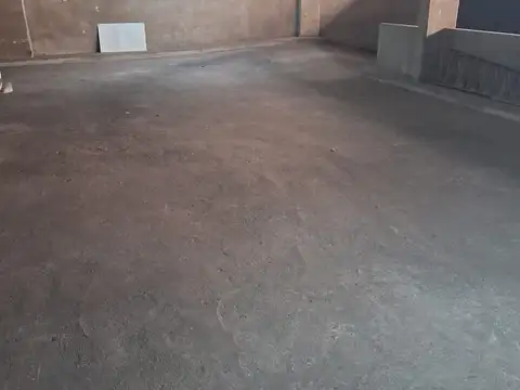 VENDO COCHERA EN EL CENTRO