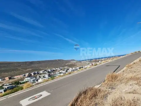 TERRENO EN LA COLINA