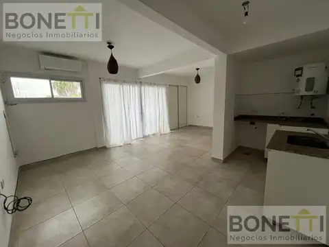 Studio en venta moderno y luminoso con balcón