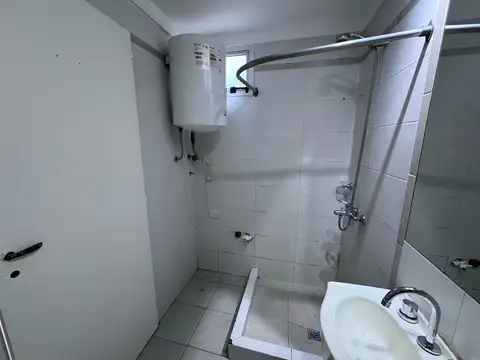 Departamento Monoambiente con Patio.