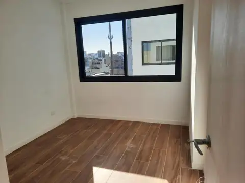 Departamento 4 ambientes con 3 baños