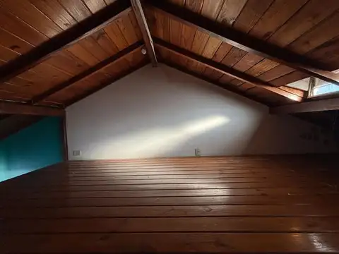 Depto Tipo Casa en Alquiler 40 años