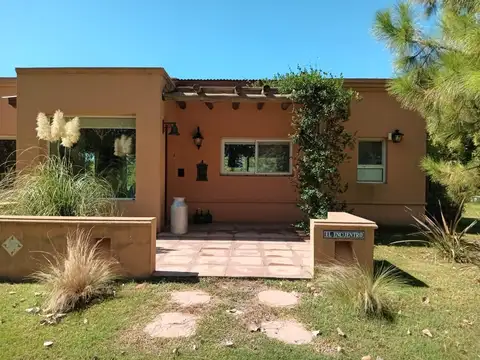 Alquiler exclusiva casa en Barrio de Chacras La Oración