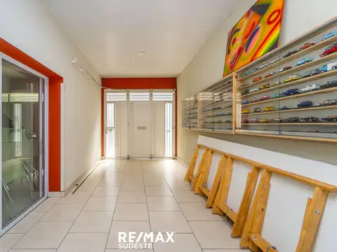 Casa 5 ambientes con 3 baños