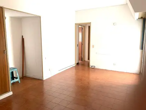 Departamento de 2 ambientes en ALQUILER- J. Mármol 2100-