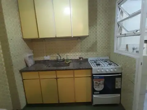 DEPARTAMENTO DE 2 AMB EN AVELL CENTRO 