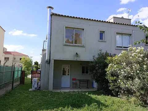 Depto Tipo Casa en Venta de 4 ambientes