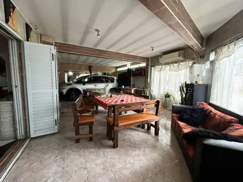 Casa en Venta en Moron, USD 190.000