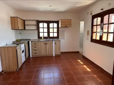 Departamento en Alquiler en Macrocentro, $ 450.000