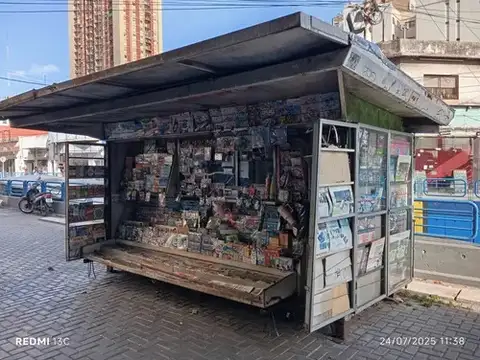 Puesto De Venta De Diarios Y Revistas - Caseros Centro