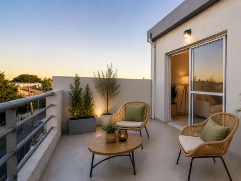 VENTA DEPTO DUPLEX VILLA SARMIENTO BALCON TERRAZA