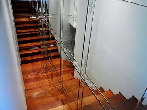 Departamento 6 ambientes con 2 baños