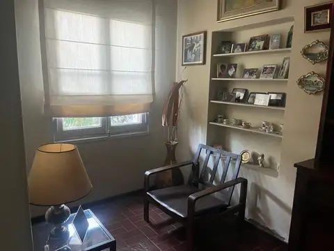 Casa 6 ambientes con 3 baños