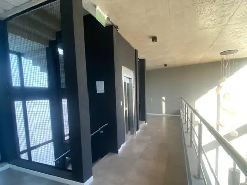 Oficina en Alquiler 1 año