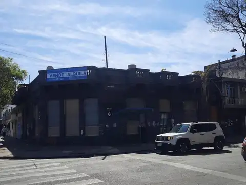 Boulevard 27 De Febrero & Entre Ríos