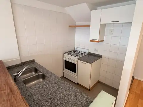 Departamento en Alquiler con 1 cocheras