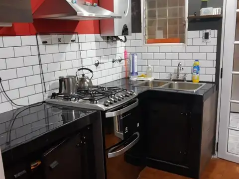 Casa 5 ambientes con 1 baño