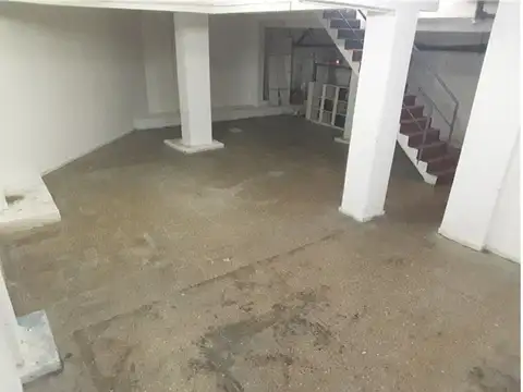 Local en Alquiler 45 años